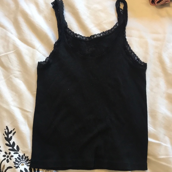 J. Galt Lace Trimmed Tank Top - Picture 2 of 3